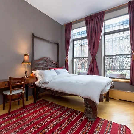 Two Bedroom Suite-harlem Apartment