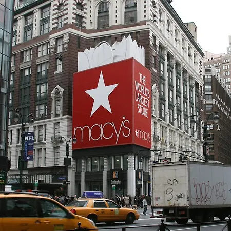 Luxury Studio Apartment - Garment District New York