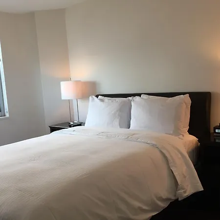 Midtown East At View 34 - A Premier Furnished Apartment *