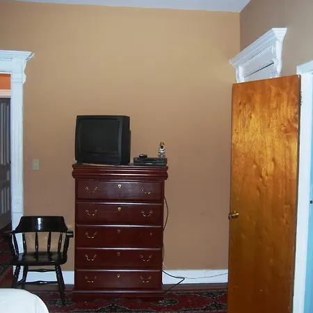 Missing Lantern Apartment New York