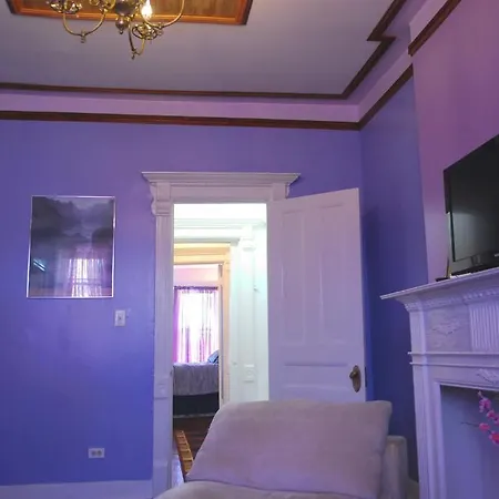 Missing Lantern Apartment