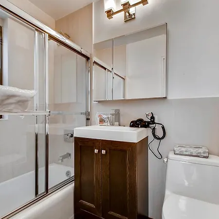 Global Luxury Suites At Olympia House Apartment