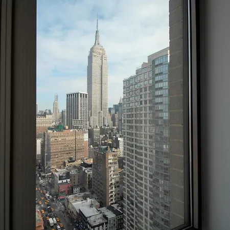 Global Luxury At 777 6th Avenue