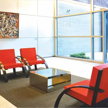 Global Luxury At 777 6th Avenue New York