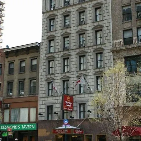Clarion Park Avenue Hotel 2*
