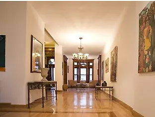 Bed & Breakfast Candy Hill Harlem New York