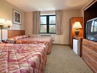 Days Brooklyn Hotel 2*