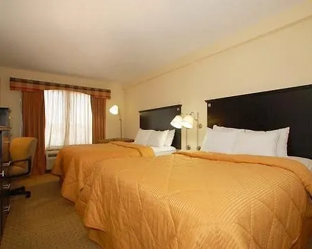 Comfort & Laguardia Airport 4*