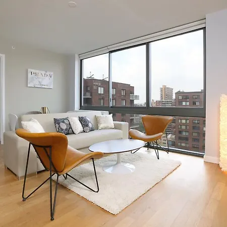 Upper West Side Apartment *
