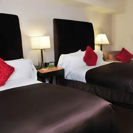 The Court - A St Giles Hotel