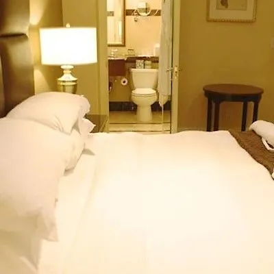 Fitzpatrick Manhattan Hotel 4*