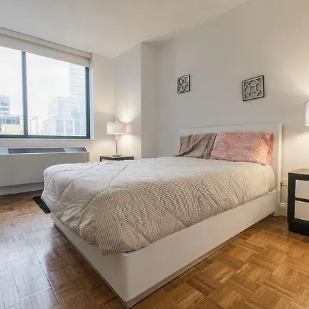 Lincoln Center Luxury * New York