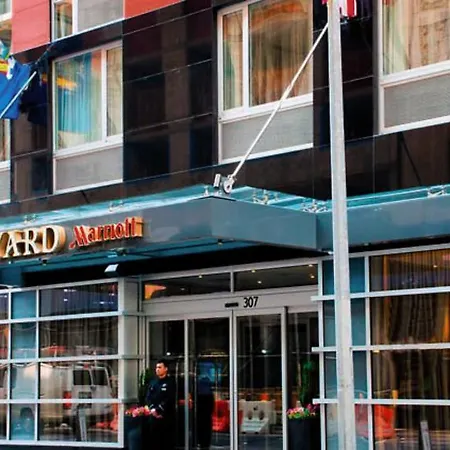 Courtyard By Marriott Times Square West Hotel
