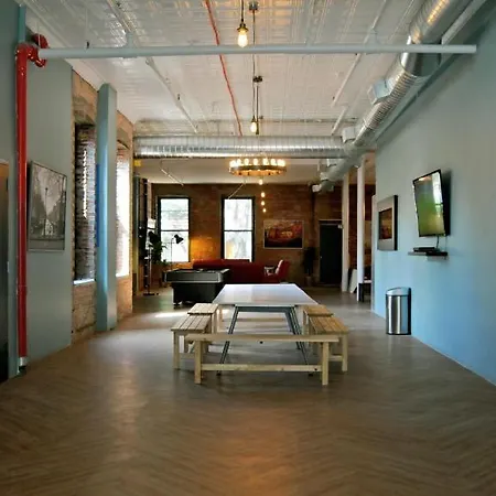 International Students Residences (adults Only) Hostel *