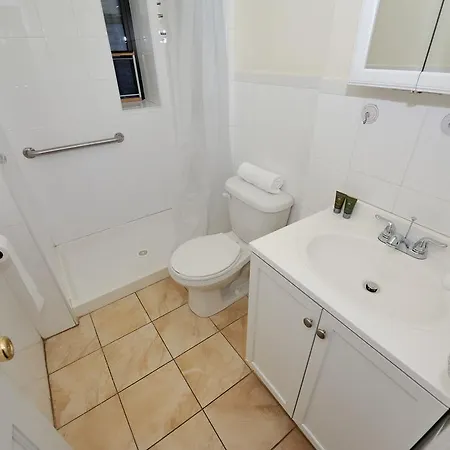 Places4stay Little Italy Comfort