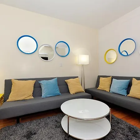 Places4stay Little Italy Comfort Apartment