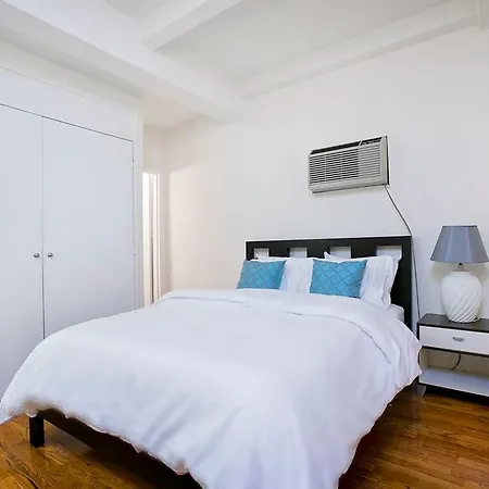 1 Bedroom Duplex In Nyc W/outdoor Space Apartment New York