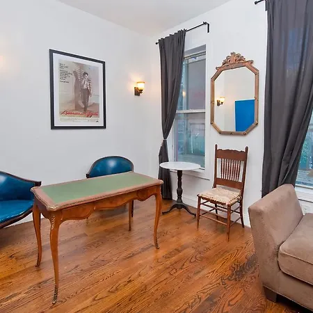 2 Bedroom Stunner Loft In Soho Apartment New York