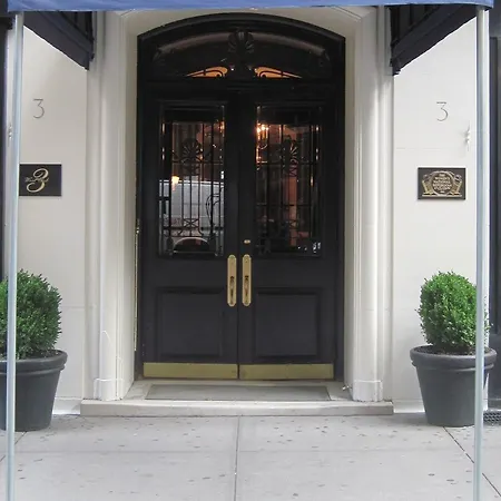 3 West Club