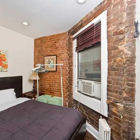 Cozy Two Bedrooms Near Times Sq - Nyc