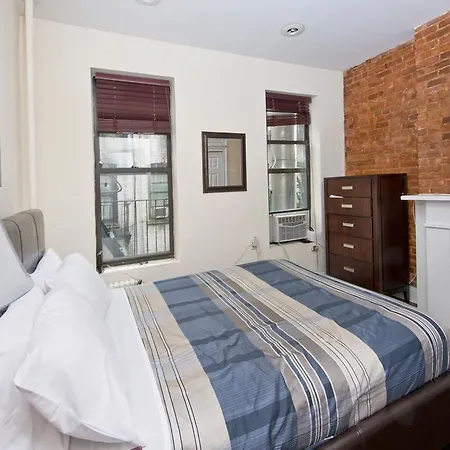 Cozy Two Bedrooms Near Times Sq - Nyc * New York
