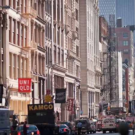 Luxury Triplex 3 Bedroom Soho W/ Private Patio!!! Apartment *