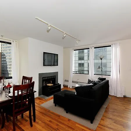 Places4stay Greenwich Comfort Rooftop Apartment *