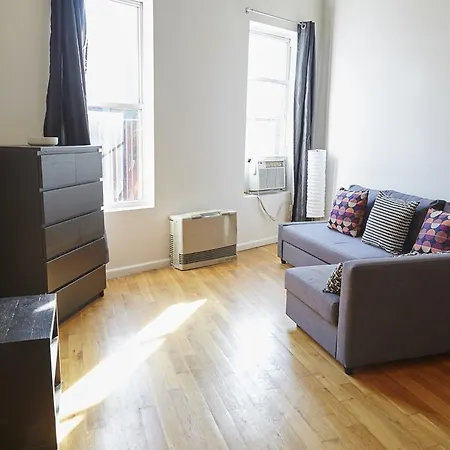 Sunny Studio In The Heart Of Bklyn * New York