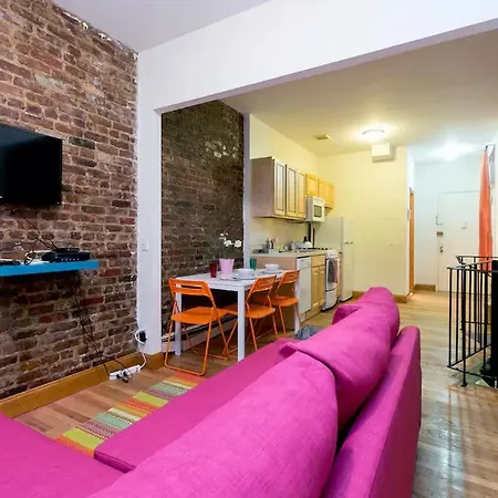 Duplex For Up To 6 In Times Square Apartment *