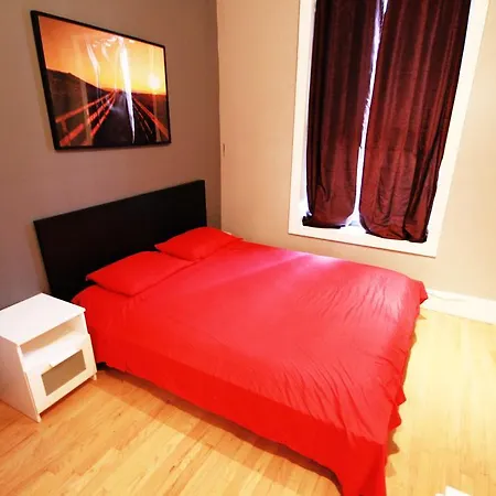 668 6th Ave 3rd Floor Apartment *