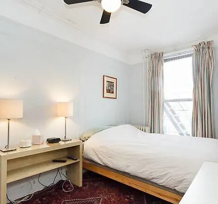 Park Slope Apartment *