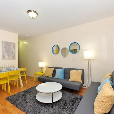 Places4stay Little Italy Comfort Apartment *