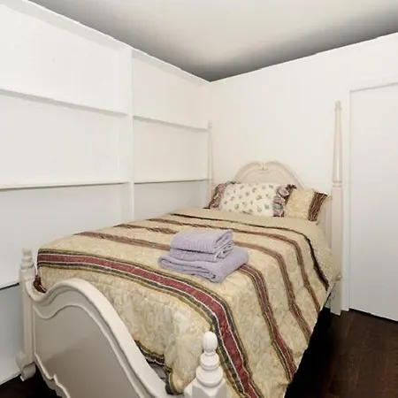 Places4stay Wall Street Comfort