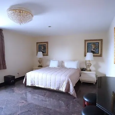 Hotel Paris 3*