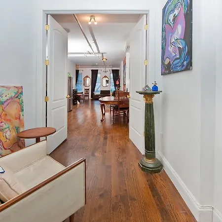 Apartment 2 Bedroom Stunner Loft In Soho New York
