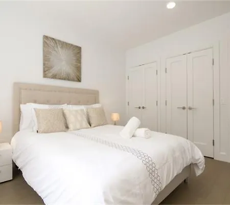 A-list | Ultra Luxury | Times Square Apartment *
