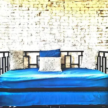 Heart Of East Village Lots Of Light Apartment New York