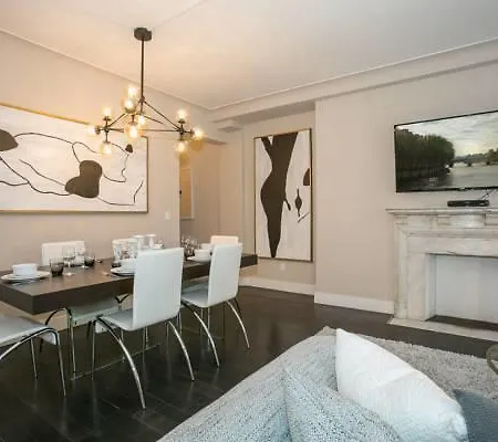 Apartment Luxury Three Bedroom - Midtown 8 *