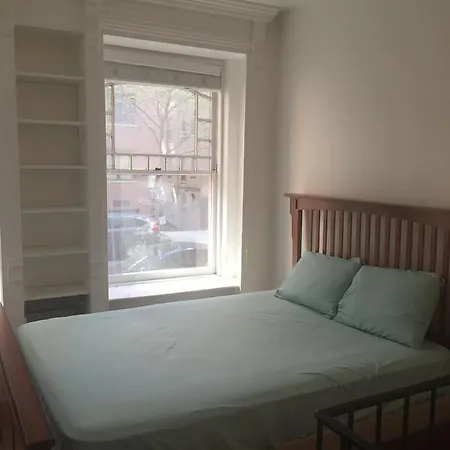 Brownstone In Upper East Side Apartment New York