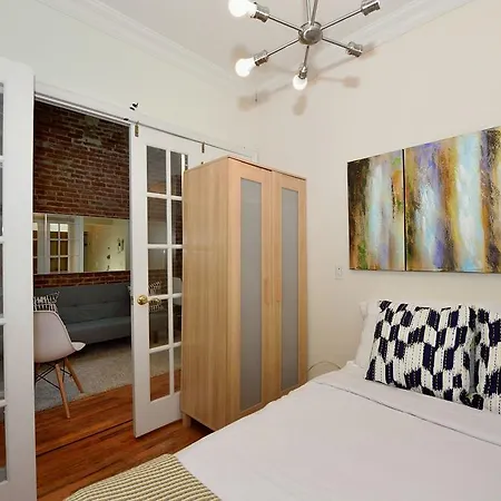 Places4stay Times Square Comfort Rooftop Apartment