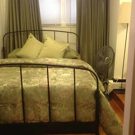 Stunning 7 Bedroom With 4 Bathrooms - Sleeps 25 *