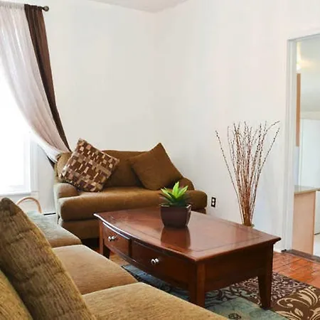 Stunning 7 Bedroom With 4 Bathrooms - Sleeps 25 Holiday home *