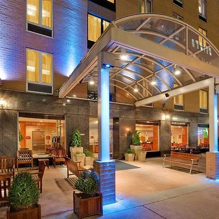 Express Manhattan Midtown West By Ihg New York