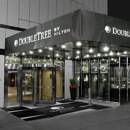 Doubletree By Hilton Metropolitan Hotel