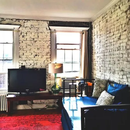 Heart Of East Village Lots Of Light * New York
