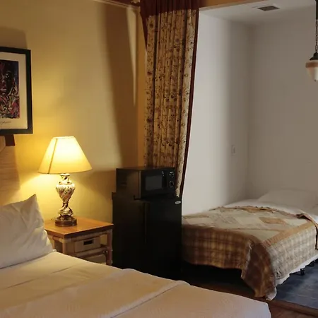 Bed & Breakfast Candy Hill Harlem 3*