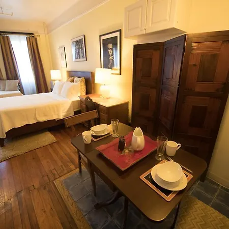 Bed & Breakfast Candy Hill Harlem 3*