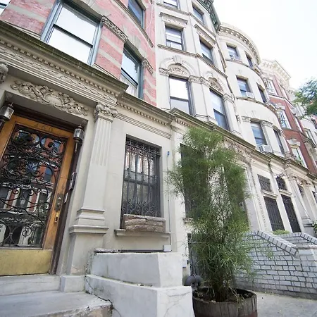 Bed & Breakfast Candy Hill Harlem
