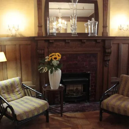 Candy Hill Harlem Bed & Breakfast 3*