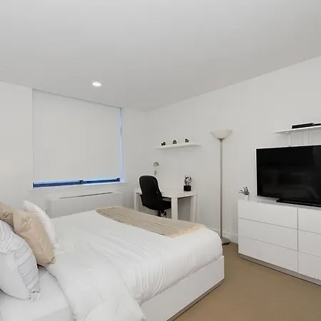 Luxury Time Square Apartment *